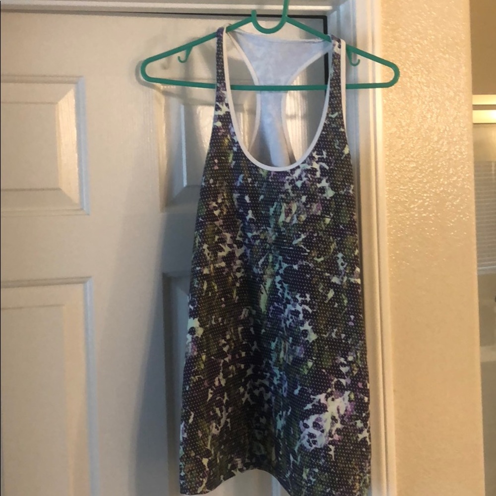 Lululemom tank top